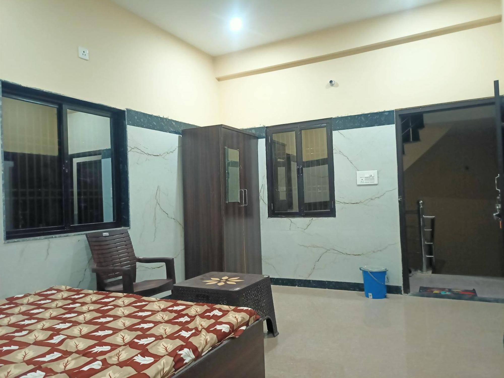 Shri Janki Vatika Hotel วรินดาวัน ภายนอก รูปภาพ
